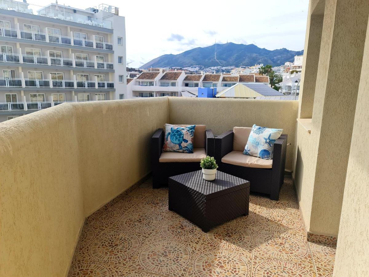 Precioso Apartamento Con Piscinas Y Vistas Al Mar. Бенальмадена Екстер'єр фото