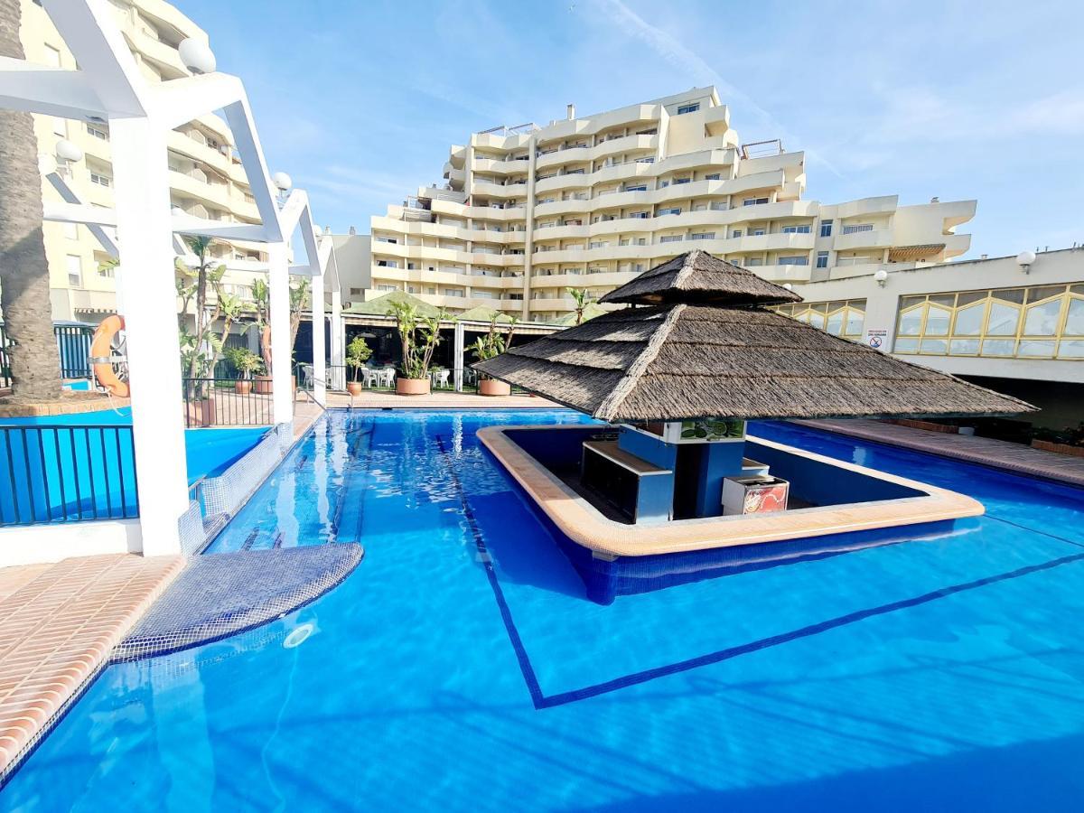 Precioso Apartamento Con Piscinas Y Vistas Al Mar. Бенальмадена Екстер'єр фото