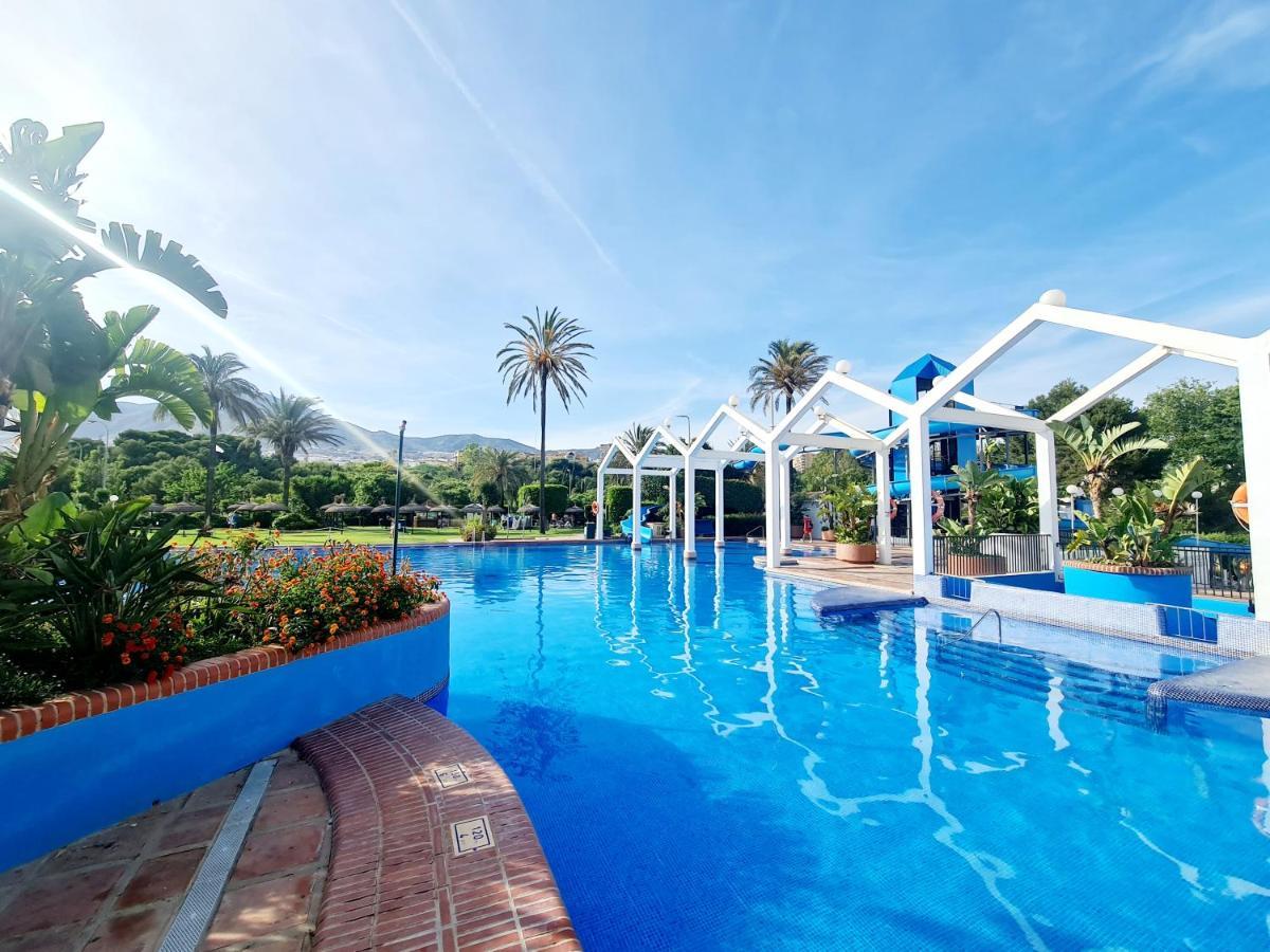 Precioso Apartamento Con Piscinas Y Vistas Al Mar. Бенальмадена Екстер'єр фото
